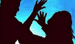 Bankura: বাঁকুড়ায় মাঝরাস্তায় বাস থেকে নামিয়ে খুনের হুমকি শিক্ষিকাকে, আটক অভিযুক্ত।Bangla News