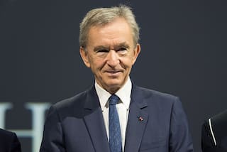 Bernard Arnault કયો ધંધો કરે છે, જે ઇલોન મસ્કને પાછળ છોડીને વિશ્વના સૌથી ધનિક વ્યક્તિ બન્યા?