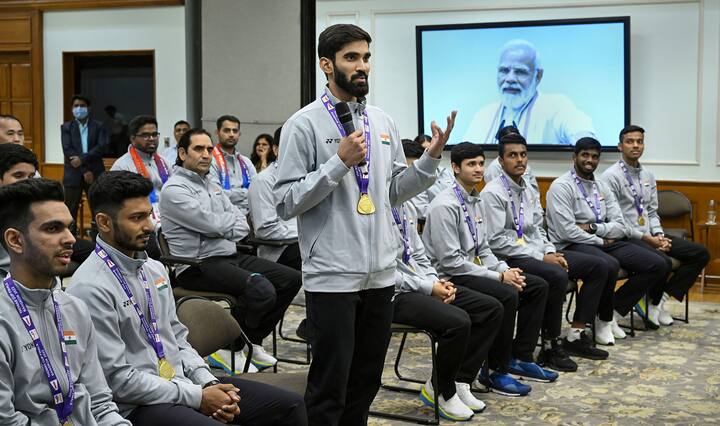এদিন প্রধামন্ত্রী নরেন্দ্র মোদিকে তাঁদের পরবর্তী লক্ষ্য সম্পর্কে বললেন শ্রীকান্ত, লক্ষ্য, চিরাগরা।