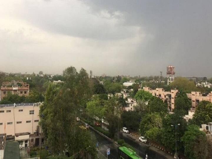 Delhi-NCR Weather Forecast: today weather and pollution report of delhi noida gurugram 22 may Delhi-NCR Weather Forecast: दिल्ली-एनसीआर में भीषण गर्मी से मिलेगी राहत, जानिए कब तक हैं आंधी और बारिश के आसार