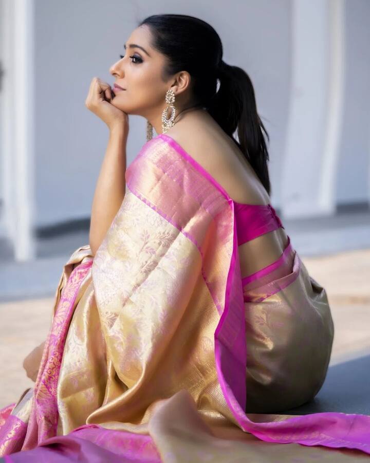 రష్మి గౌతమ్ అందమైన ఫోటోలు -Image Credit: RashmiGautham/Instagram