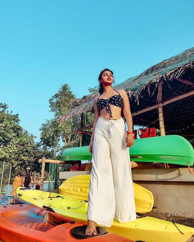 అమలా పాల్ అందమైన ఫోటోలు  -Image credit: AmalaPaul/Instagram