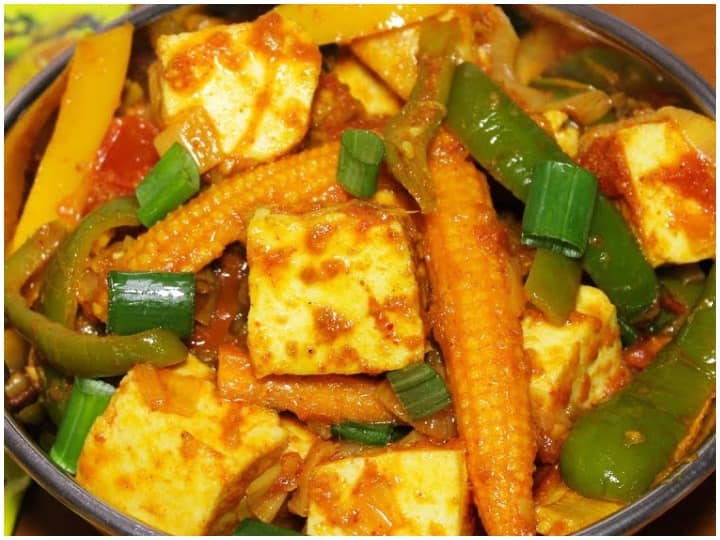 Kitchen Hacks How To Make Baby Corn Paneer Sabji Baby Corn Paneer Vegetable Recipe Kitchen Hacks: घर पर बनाएं रेस्टोरेंट जैसी बेबी कॉर्न पनीर की सब्जी, जानें रेसिपी