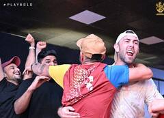 मुंबईचा विजय होताच विराट कोहलीनं केले ट्वीट, आरसीबीच्या खेळाडूंचं जंगी सेलिब्रेशन