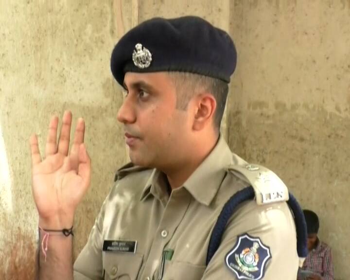 Rajkot: woman committed suicide at the police station રાજકોટઃ પોલીસ સ્ટેશનમાં ગળેફાંસો ખાઇ યુવતીએ કરી આત્મહત્યા, જાણો વિગત