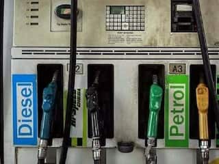 Petrol Diesel Price: મે 2014થી અત્યાર સુધી ક્રૂડ ઓઈલની કિંમત એક જ છે, પરંતુ પેટ્રોલ ડીઝલ 34 થી 61 ટકા મોંઘુ થયું!