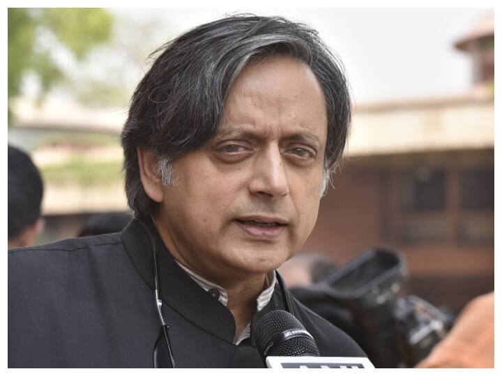 Shashi Tharoor contest for post of Congress President? Know his first reaction Congress President Election: क्या कांग्रेस अध्यक्ष पद के चुनाव में उतरेंगे शशि थरूर? जानें क्या है उनका जवाब