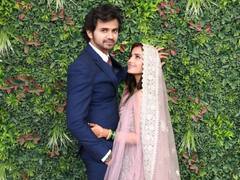 PHOTO : गोऱ्या गोऱ्या गालावरी चढली लाजेची लाली... हृता दुर्गुळेने शेअर केले रिसेप्शनचे खास फोटो!