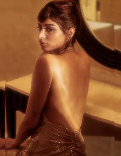 Khushi Kapoor Photos: ગ્લેમર મામલે બહેન Janhvi Kapoorને ટક્કર આપી રહી છે ખુશી કપૂર