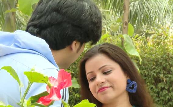 डबल बॉयफ्रेंड की सिंगल 'बैड गर्ल' ! देखिए प्यार के धोखे की खूनी कहानी