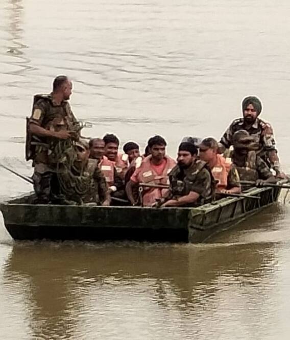 आसाममध्ये 7 लाखाहून अधिक नागरिकांना पुराचा फटका, 24 जणांचा मृत्यू