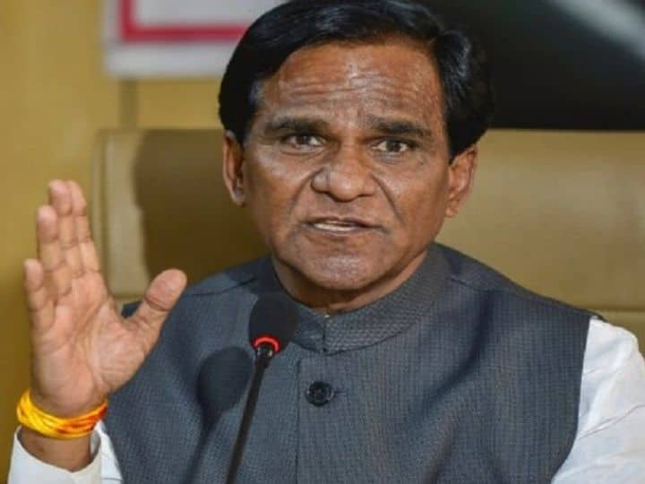 Parbhani News Raosaheb Danve Criticism on Loksabha Elected Members Of Mahavikas Aaghadi on Maratha reservation Maharashtra Politics 'जरांगेंनी मागितलेल्या मराठा आरक्षणाला तुमचा पाठिंबाय का?' रावसाहेब दानवेंचा सवाल, मविआच्या खासदारांवर पहिल्यांदाच डागली तोफ, म्हणाले..