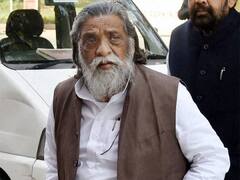 Jharkhand News: झारखंड के सरकारी स्कूलों के सिलेबस में पढ़ाई जाएगी शिबू सोरेन की जीवनी, हो रही तैयारी