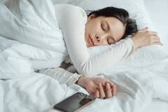 Good Sleep benefits : अनेक उपाय करूनही चांगली झोप येत नाही? मग 'हे' उपाय करून पाहाच