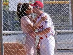 पति के साथ क्वलिटी टाइम स्पैंड कर रही हैं प्रियंका चोपड़ा, सामने आईं ये कोज़ी तस्वीरें