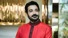 Prosenjit Chatterjee: প্রসেনজিতের প্রোফাইলে ওটা কার ছবি? অবাক নেটদুনিয়া ভাসল আবেগে
