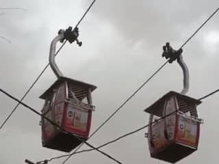 Girnar Ropeway: જુનાગઢ રૉપ-વે સેવા ફરી બંધ કરાઇ, ભારે પવનો ફૂંકાતા પ્રવાસીઓ માટે ઉભુ થયું જોખમ