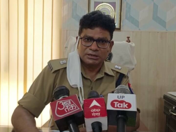 Kaushambi Accident: श्रद्धालुओं से भरी पिकअप पुलिया से टकराकर गिरी खाई में, हादसे में 13 घायल Kaushambi Accident A pickup full of devotees fell into a ditch 13 injured ANN Kaushambi Accident: श्रद्धालुओं से भरी पिकअप पुलिया से टकराकर गिरी खाई में, हादसे में 13 घायल