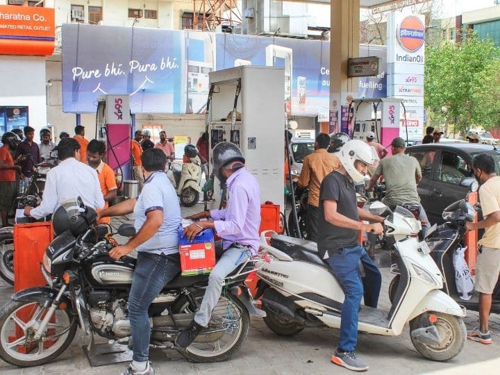 Fuel Tax Cut After Centre Slashes Rates These States Reduce VAT On Petrol Diesel Price Fuel Tax Cut: After Centre Slashes Rates, These States Reduce VAT On Petrol, Diesel