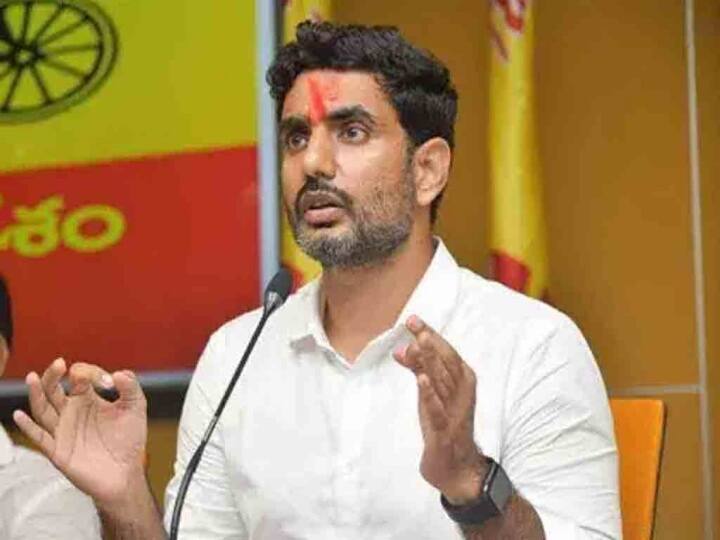 Vijayawada Nara Lokesh criticizes ysrcp govt cm jagan davos tour mlc anatababu issue Lokesh On Ysrcp Govt :  తాడేపల్లి ప్యాలెస్ లో ఎమ్మెల్సీ అనంతబాబు, సజ్జలతో భేటీ - నారా లోకేశ్ సంచలన కామెంట్స్!