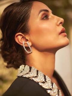 Hina khan : હિના ખાનના ક્લાસી લેડી બોસ લૂક પર ચાહકો વરસી પડ્યા , જુઓ Photos