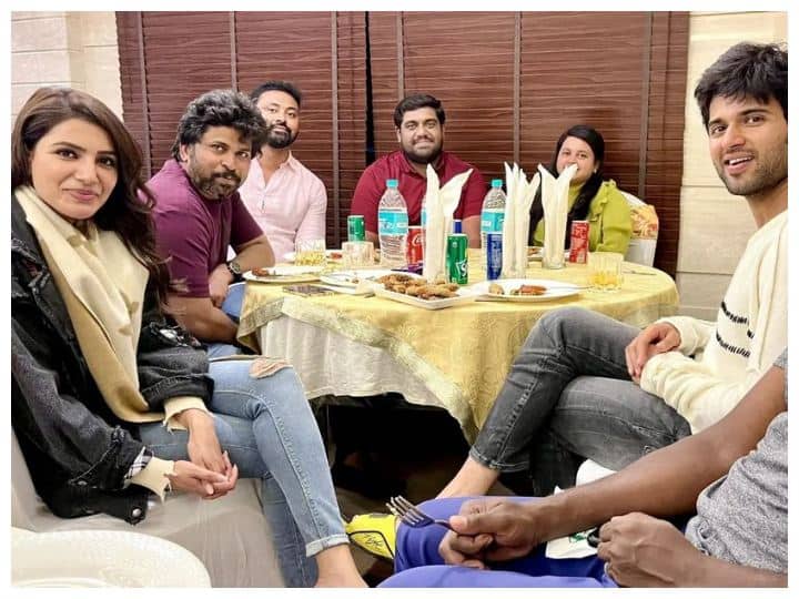 Kushi Update: 'ఖుషి' కశ్మీర్ షెడ్యూల్ పూర్తి - నెక్స్ట్ హైదరాబాద్ లోనే! Vijay Deverakonda and teams wraps up Kashmir schedule of Kushi Kushi Update: 'ఖుషి' కశ్మీర్ షెడ్యూల్ పూర్తి - నెక్స్ట్ హైదరాబాద్ లోనే!