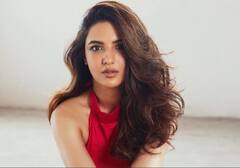 રિવીલિંગ રેડ ડ્રેસમાં ગોર્જિયસ લાગી રહી છે જસ્મીન ભસીન