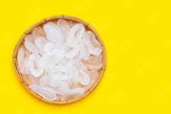 Ice Apple Benefits : वजन घटाने के लिए खाएं आइस-एप्पल, जानें अन्य फायदे