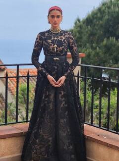 In Pics: कान्स की नगरी में खूब जलवे बिखेर रही हैं अदिति राव हैदरी, अब काले लिबास में लगीं कयामत