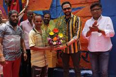 मुंबईच्या सौंदर्यात भर घालत भिंतीचित्रांच्या माध्यमातून मराठी चित्रपटसृष्टीला ‘प्रवाह पिक्चर’ने दिला मानाचा मुजरा!