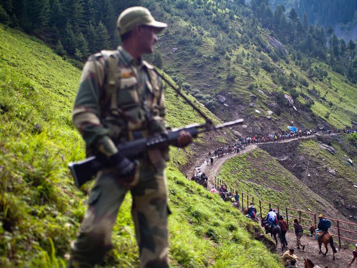 Terror Outfit TRF issues threats ahead of Amarnath Yatra targets RSS and Centre ann Amarnath Yatra 2022: अमरनाथ यात्रा से पहले आतंकी संगठन TRF की धमकी भरी चिट्ठी, RSS और केन्द्र सरकार पर साधा निशाना