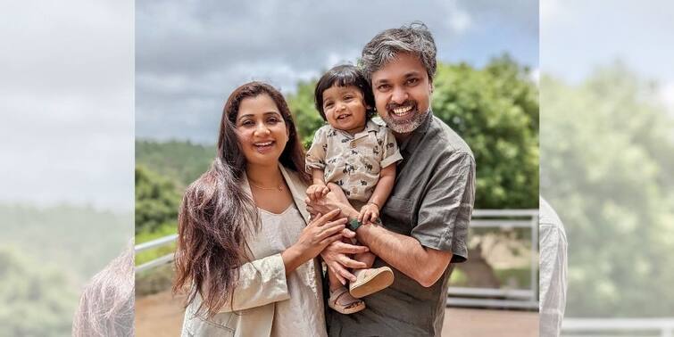 Shreya Ghoshal pens a heartfelt note for son as he turns one, shares family photo Shreya Ghoshal Son Birthday: খুদে দিব্যানের ১ বছর পূরণ, আবেগঘন পোস্ট শ্রেয়া ঘোষালের