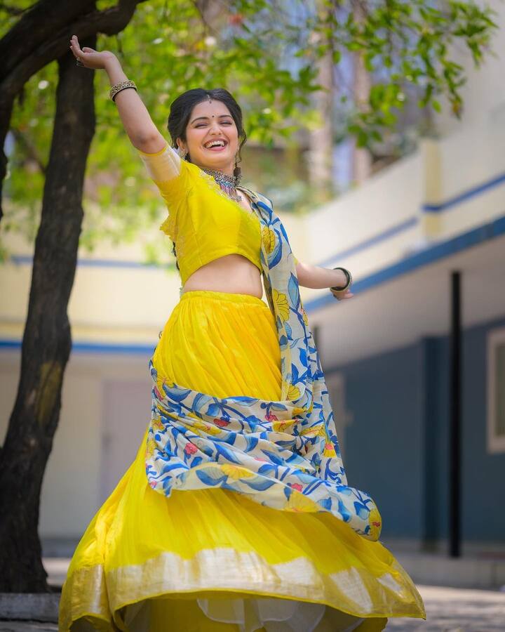 మౌనరాగం సీరియస్ లో కలసి నటించిన శివకుమార్ ను ప్రేమ వివాహం చేసుకుంది ప్రియాంక జైన్.