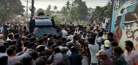 Konaseema జిల్లా పేరు వివాదంపై హింసాత్మక ఘటనలు|Andhra Pradesh| ABP Desam