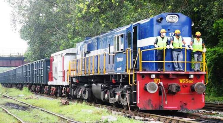 Railway Freight: Railways created a new record, 16% increase in earnings, know how much goods were transported Railway Freight: રેલ્વેએ બનાવ્યો નવો રેકોર્ડ, કમાણીમાં 16%નો વધારો, જાણો કેટલો માલ વહન કરવામાં આવ્યો