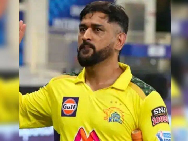 या यादीत महेंद्रसिंह धोनी दुसऱ्या क्रमांकावर आहे. त्यानं 522 धावा केल्या आहेत.
