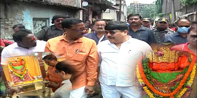 Arjun Singh BJP MP  returns to Trinamool , Offer Puja With Local TMC Leader Together Arjun Singh : প্রতিদ্বন্দ্বীই এখন মিত্র ! আতসবাজি ফাটিয়ে তৃণমূল নেতার সঙ্গে মন্দিরে অর্জুন