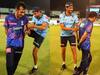RR vs GT Qualifier 1: आशीष नेहरा ने मैच से पहले युजवेंद्र चहल को मारी लात, फैंस ने जानें कैसे किया रिएक्ट