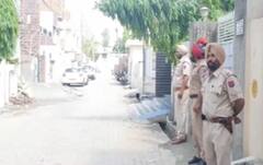 ਗ੍ਰਿਫ਼ਤਾਰੀ ਬਾਅਦ ਵਿਜੇ ਸਿੰਗਲਾ ਦੀ ਕੋਠੀ ਬਾਹਰ ਪਸਰੀ ਸੁੰਨ, ਸੁਰੱਖਿਆ ਵਜੋਂ ਘਰ ਬਾਹਰ ਪੁਲਿਸ ਤੈਨਾਤ