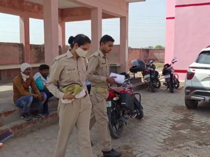 Kaushambi News: अवैध संबंध के शक में पति ने की पत्नी की पीट-पीटकर हत्या, पुलिस ने किया गिरफ्तार Kaushambi husband beat up wife with stick on suspicion of illicit relationship ann Kaushambi News: अवैध संबंध के शक में पति ने की पत्नी की पीट-पीटकर हत्या, पुलिस ने किया गिरफ्तार