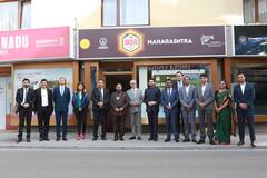 Photo : दावोसमध्ये महाराष्ट्राच्या पॅव्हेलियनचे उद्घाटन