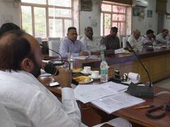 Bharatpur News: डांग क्षेत्र में आज भी है बिजली का अभाव, क्षेत्रीय विकास बोर्ड के चेयरमैन ने दी चेतावनी