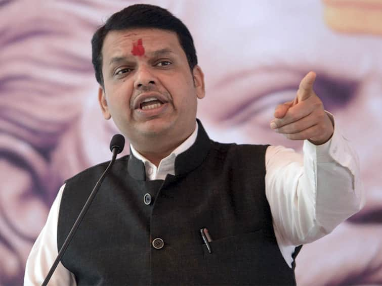 Maharashtra Political marathi news state government April Fool Day in May agitation against Thackeray government, warning of devendra Fadnavis Devendra Fadnavis :ओबीसी हा भाजपचा डीएनए आणि श्वास, OBC आरक्षणावरून फडणवीसांची ठाकरे सरकारवर टीका