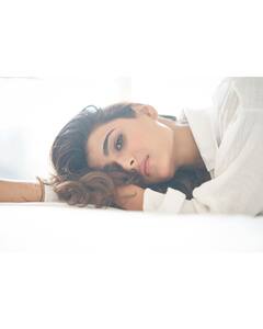 Actress Shalini Pandey Photo gallery:  ஷாலினி பாண்டே லேட்டஸ்ட் புகைப்படங்கள்