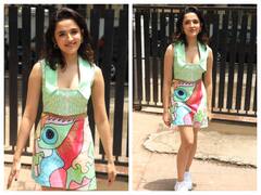 Shirley Setia Photos: ग्रीन प्रिंटेड ड्रेस पहने लाइट मेकअप लुक में भी लोगों का दिल जीत रही हैं 'निकम्मा' एक्ट्रेस शर्ली सेतिया