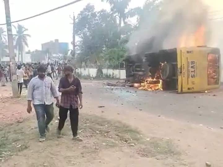 Violence In Andhra Over Renaming Of Konaseema District Minister Pinipe Viswaroop  House Attacked Andhra Violence :  आंध्रप्रदेशच्या कोनासिमा जिल्ह्यात मोठा राडा, आंध्र प्रदेशचे मंत्री पी. विश्वरुप यांच्या घराला घेराव
