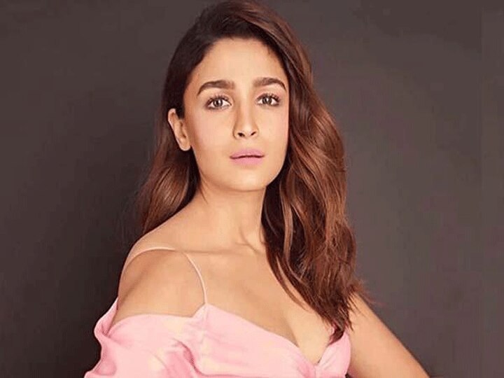 Alia Bhatt And Shefali Shah Upcoming Movie Darlings Will Be Release On Netflix | Alia Bhatt और Shefali Shah की Darlings ओटीटी पर देगी दस्तक, इतने करोड़ में हुई डील फाइनल!