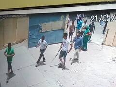 Etawah News: इटावा में अतिक्रमण हटाने से नाराज दबंगों ने रोडवेज कर्मचारियों के साथ की मारपीट, सीसीटीवी में कैद तस्वीरें