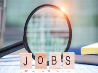 ESIC Recruitment 2022: સીધા જ ઈન્ટવ્યૂથી અહીં મળશે નોકરી, સેલરી હશે એક લાખથી વધારે