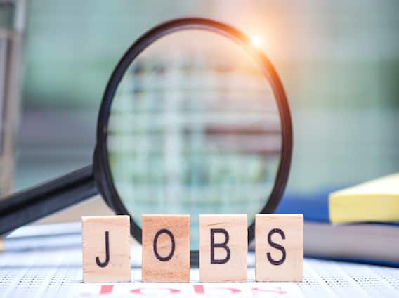 ​​TSRTC Jobs 2022: तेलंगाना के सड़क परिवहन विभाग में निकली कई पदों पर भर्ती, जल्द करें आवेदन